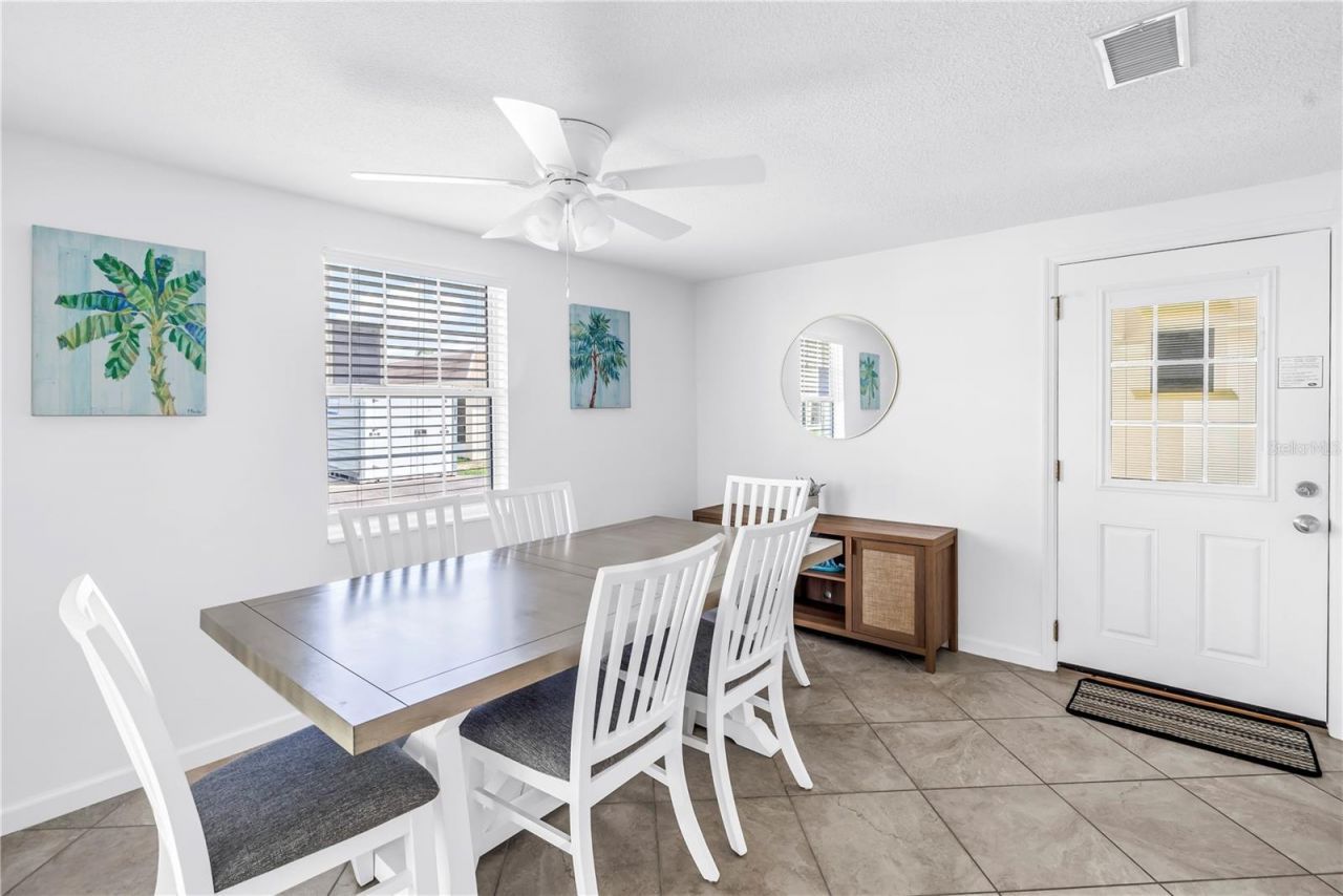 6150 Midnight Pass Road, Unit V38, Sarasota, FL 34242 Photo
