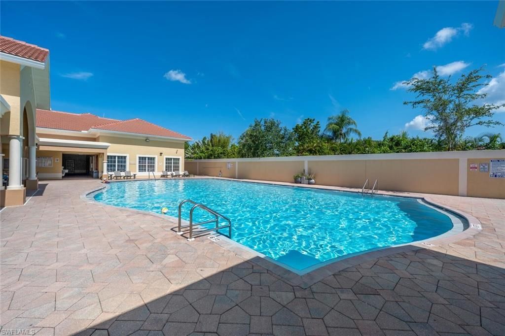 9035 Colby Dr, Unit 2322, Fort Myers, FL 33919 Photo