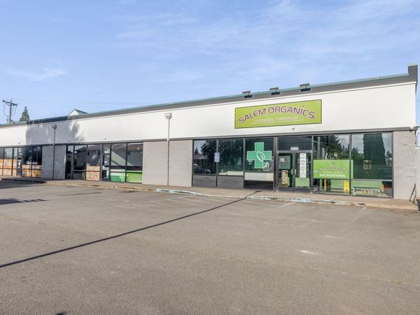 SE Commercial Street SE, Salem, OR 97302