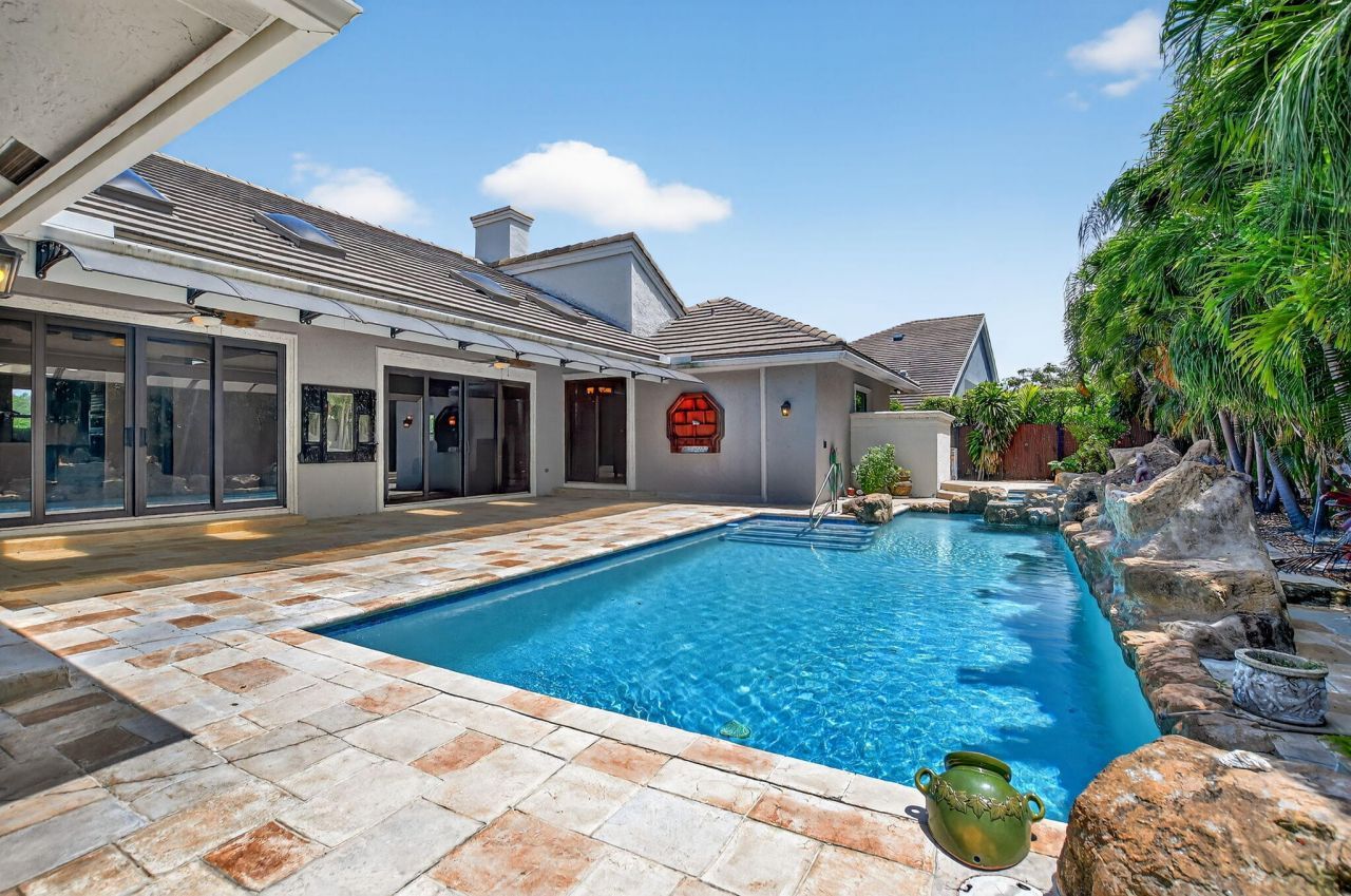 7681 NE Morningside Terrace, Boca Raton, FL 33487 Photo