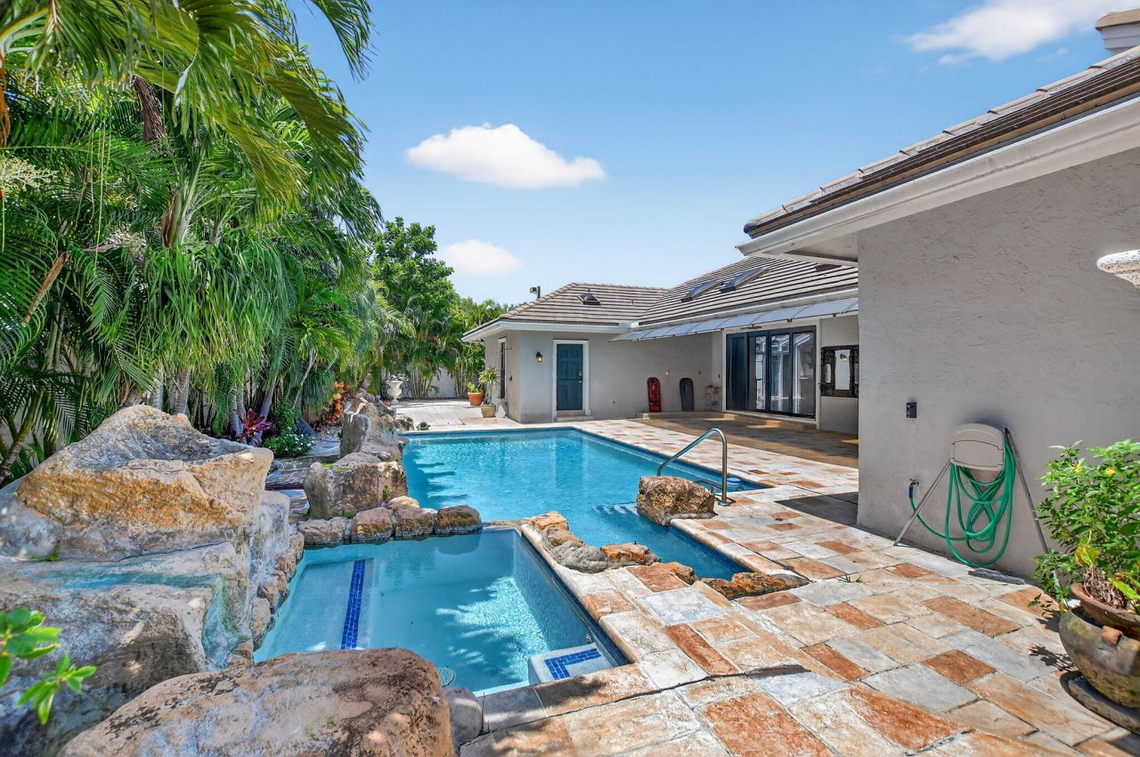 7681 NE Morningside Terrace, Boca Raton, FL 33487 Photo