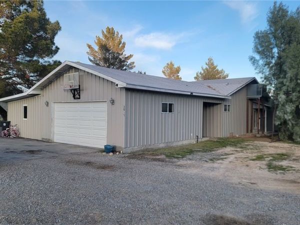 3951 W Blosser Ranch Road, Pahrump, NV 89060