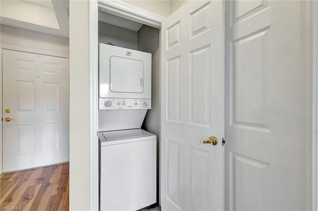 900 Arbor Lake Dr, Unit 207, Naples, FL 34110 Photo