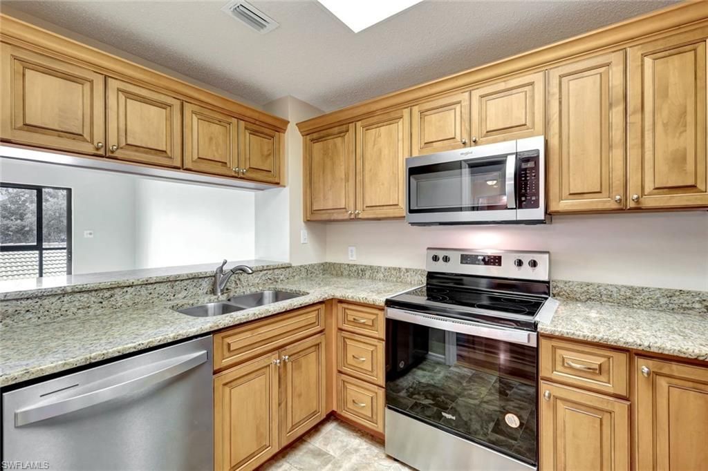 900 Arbor Lake Dr, Unit 207, Naples, FL 34110 Photo
