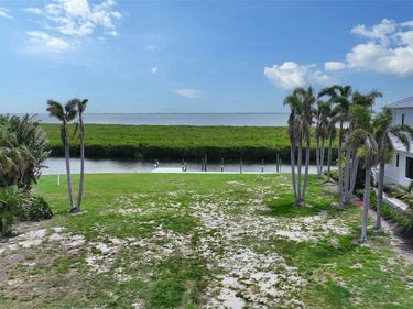 1630 HARBOR CAY LANE, LONGBOAT KEY, FL 34228