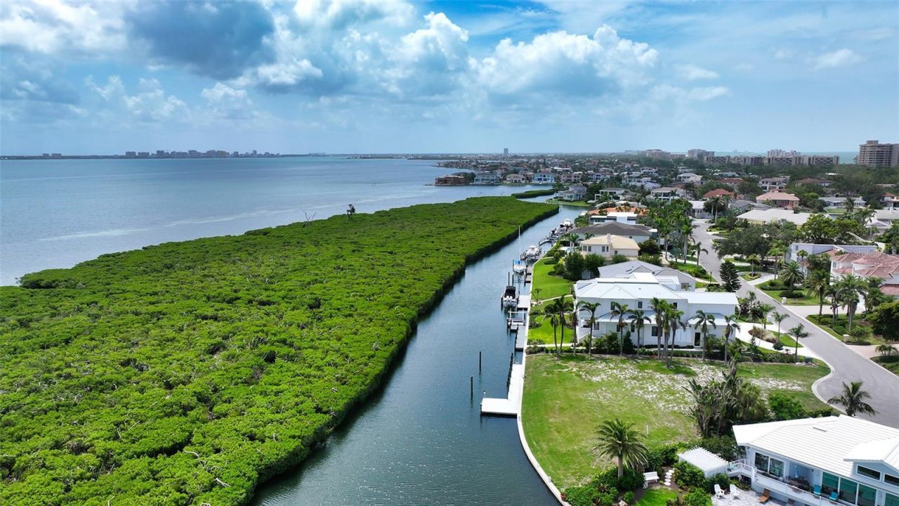 1630 Harbor Cay Lane, Longboat Key, FL 34228 Photo