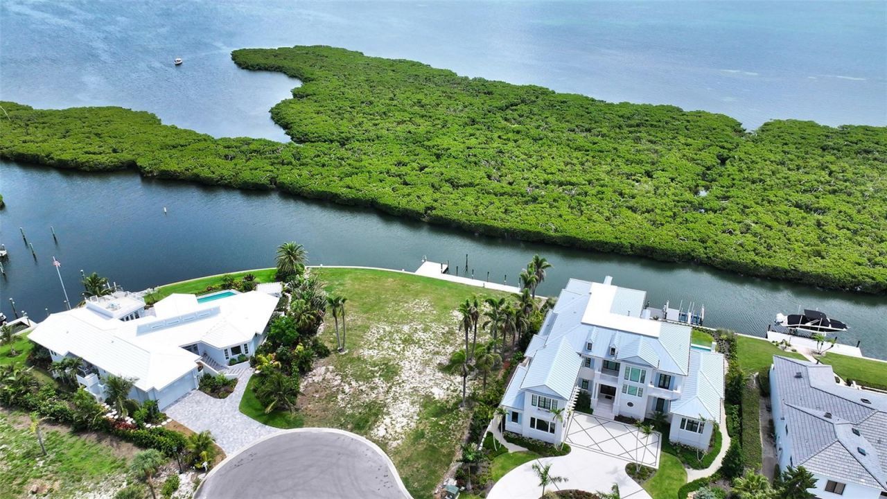 1630 Harbor Cay Lane, Longboat Key, FL 34228 Photo