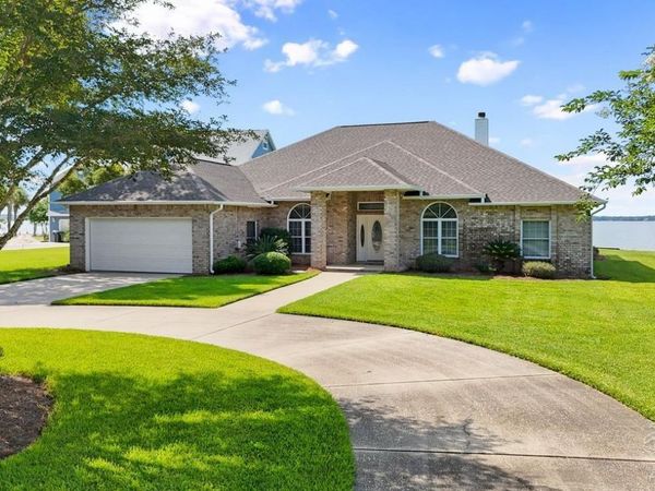 5450 N Shore Rd, Pensacola, FL 32507