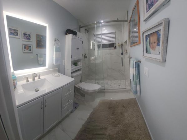 2202 NE 36th Street, Unit 15, Lighthouse Point, FL 33064