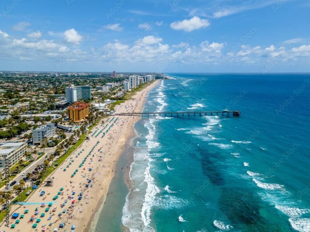 2202 NE 36th Street, Unit 15, Lighthouse Point, FL 33064 Photo