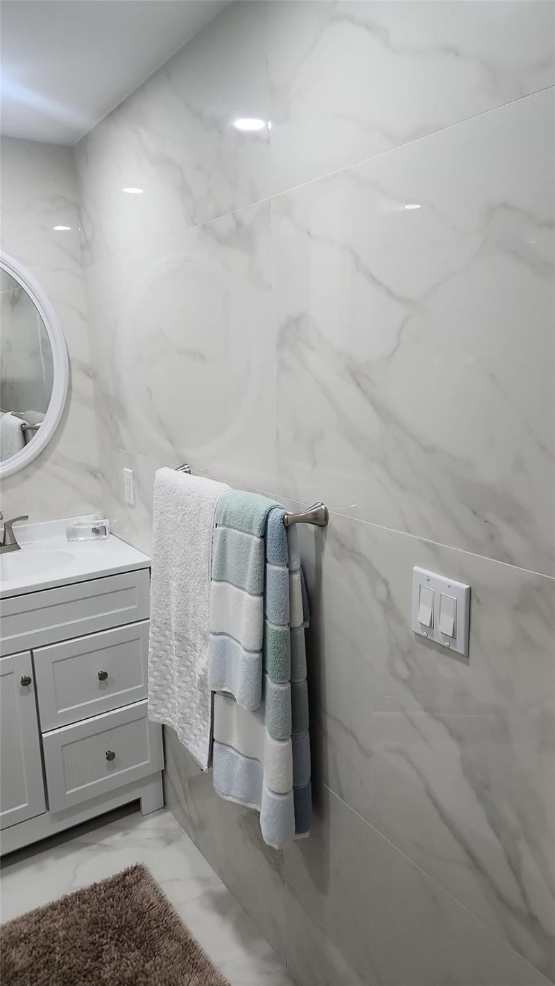 2202 NE 36th Street, Unit 15, Lighthouse Point, FL 33064 Photo