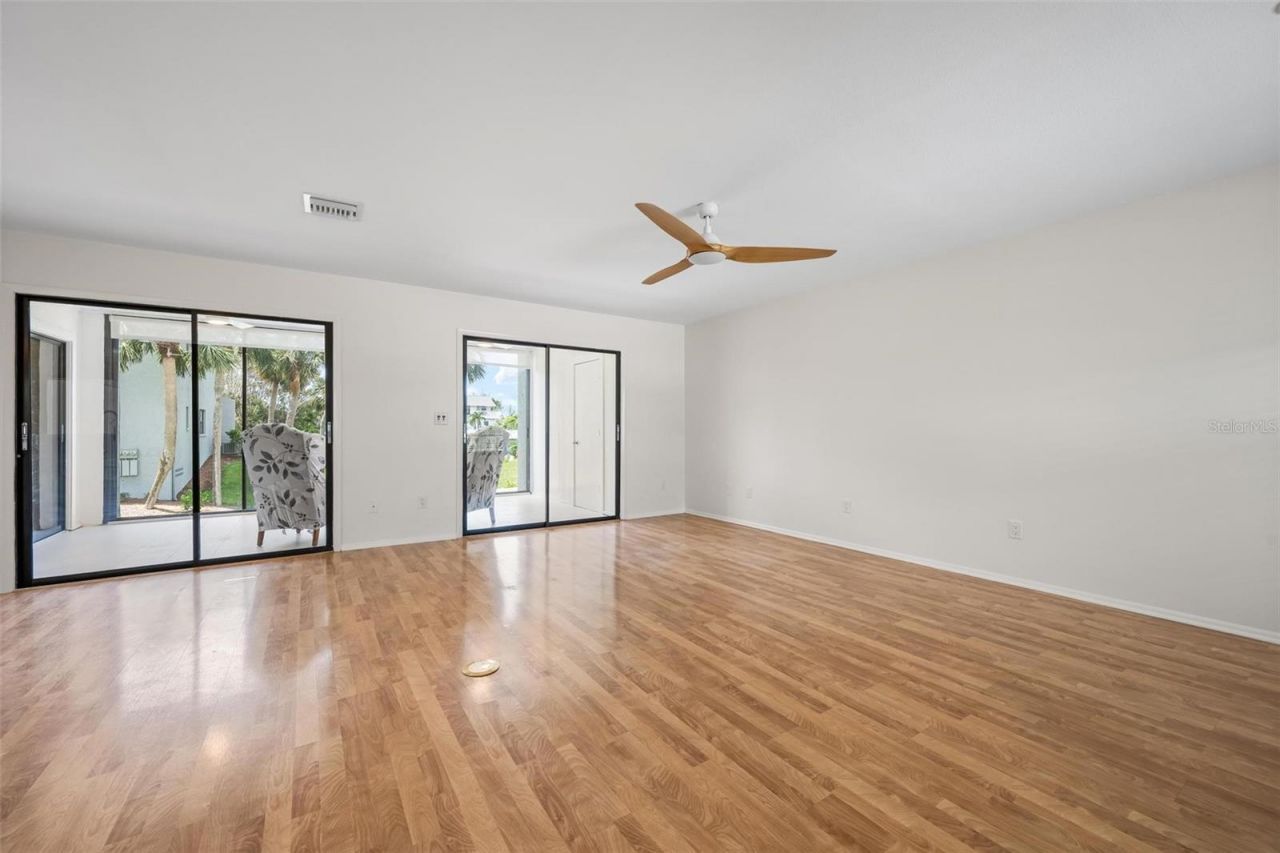 4255 Gulf Drive, Unit 116, Holmes Beach, FL 34217 Photo