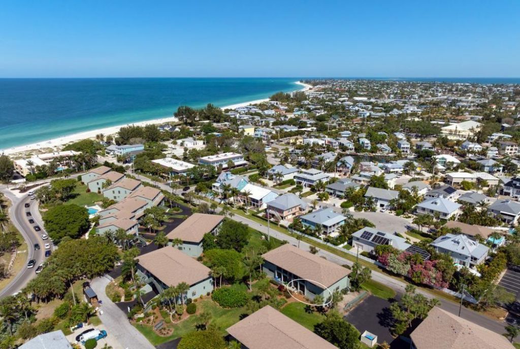 4255 Gulf Drive, Unit 116, Holmes Beach, FL 34217 Photo