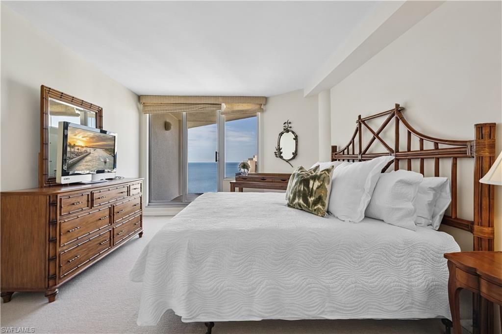 4041 Gulf Shore Blvd N, Unit 1805, Naples, FL 34103 Photo