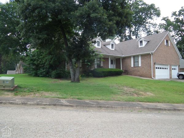 2023 Lion Heart Lane, Jonesboro, AR 72401