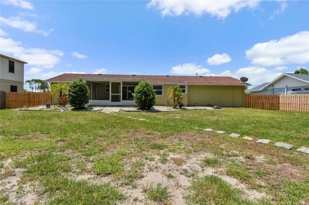 4612 8th Street Court E, Ellenton, FL 34222 Photo