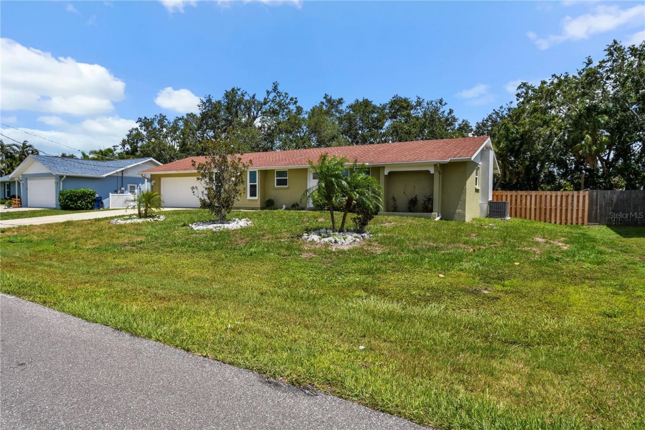4612 8th Street Court E, Ellenton, FL 34222 Photo