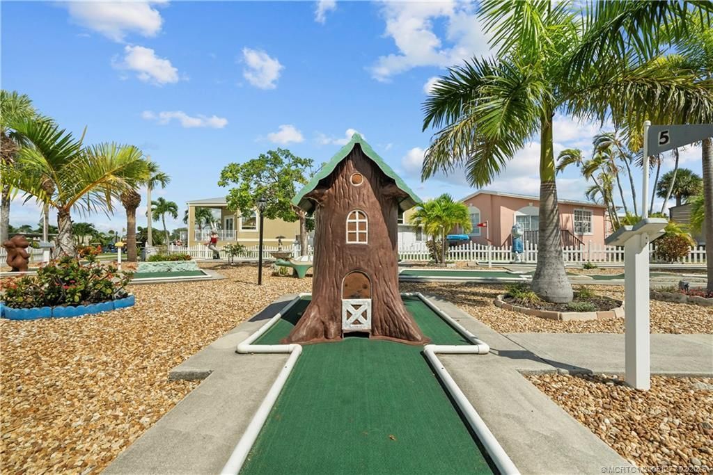 918 Nettles Boulevard, Jensen Beach, FL 34957 Photo