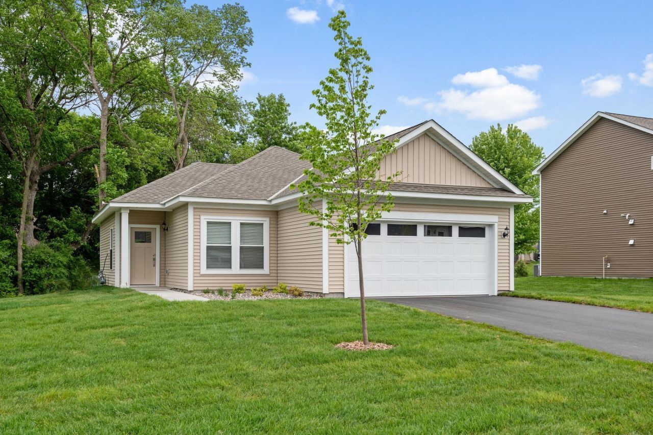 690 Aspen Lane, Montrose, MN 55363