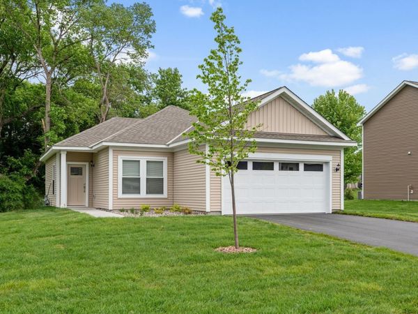 690 Aspen Lane, Montrose, MN 55363