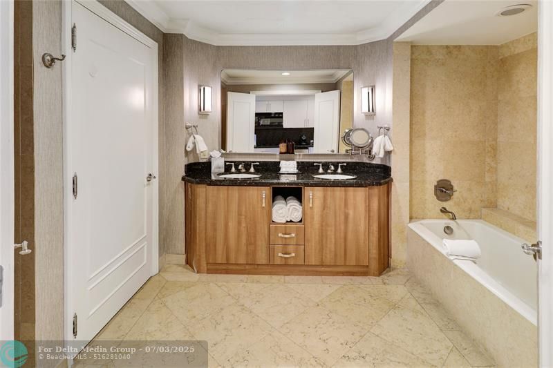 601 N Ft Lauderdale Bch Boulevard, Unit 1406, Fort Lauderdale, FL 33304 Photo