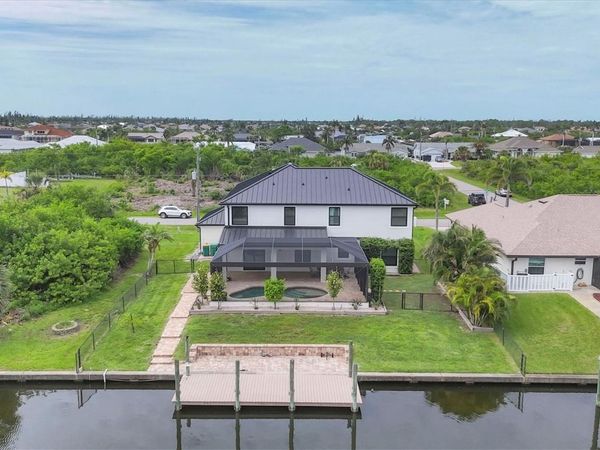 15530 AQUA CIRCLE, PORT CHARLOTTE, FL 33981