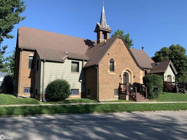 600 W Adams Street, Unit B  So, Creston, IA 50801