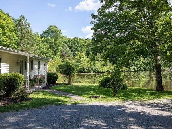 11158 Highway 70, Crossville, TN 38571