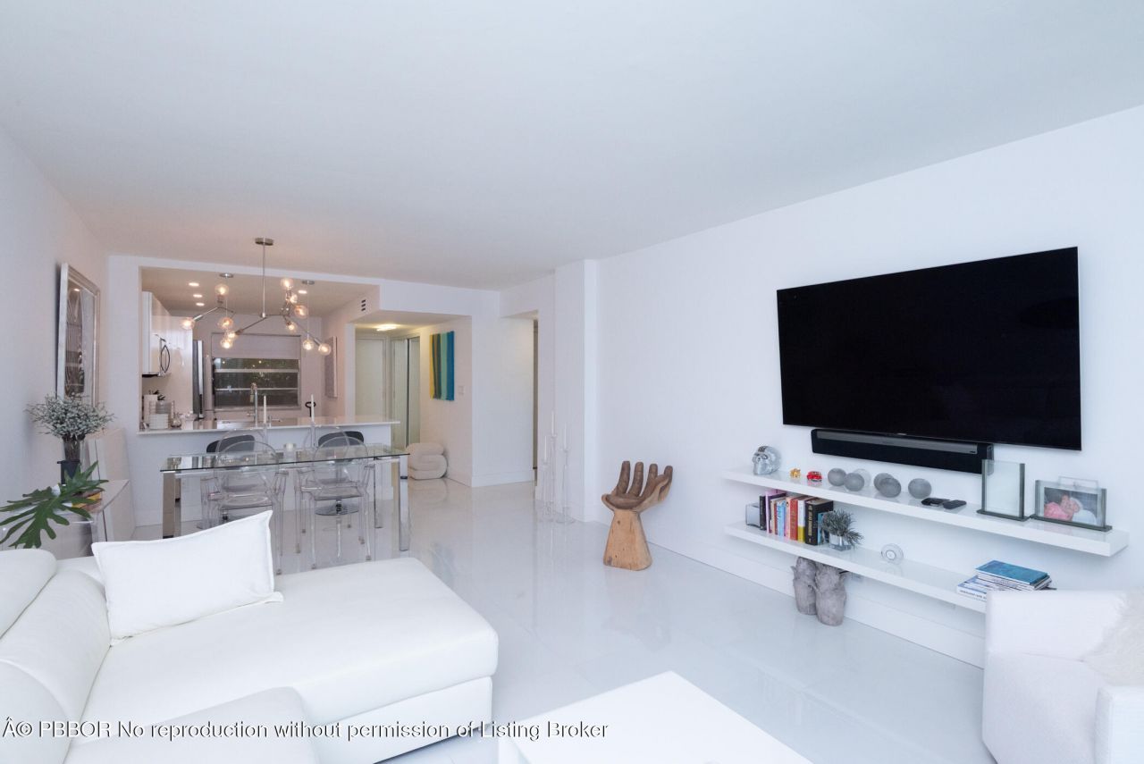 3581 S Ocean Boulevard, Unit 2B, Palm Beach, FL 33480 Photo