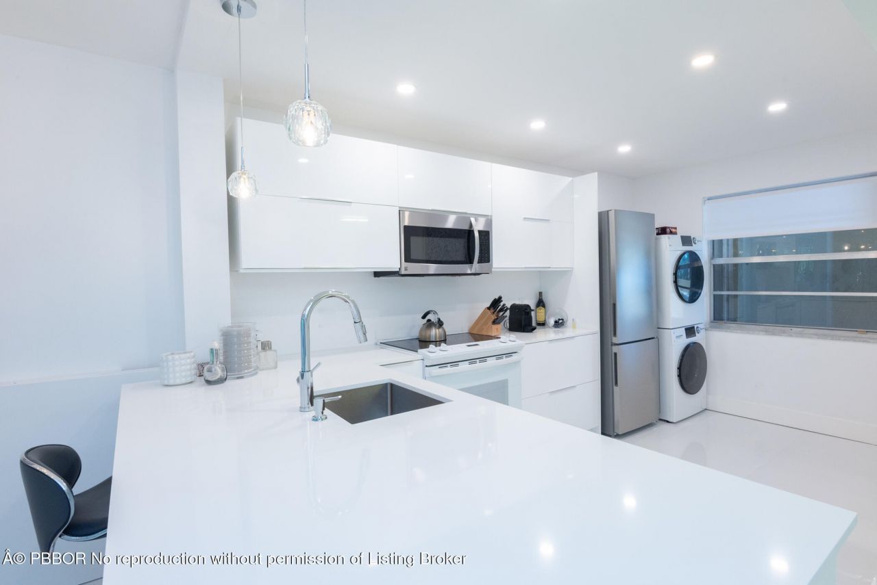 3581 S Ocean Boulevard, Unit 2B, Palm Beach, FL 33480 Photo