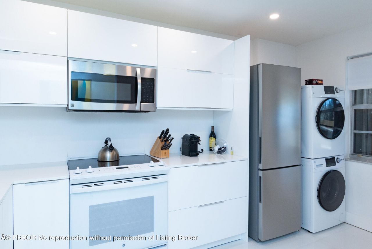 3581 S Ocean Boulevard, Unit 2B, Palm Beach, FL 33480 Photo