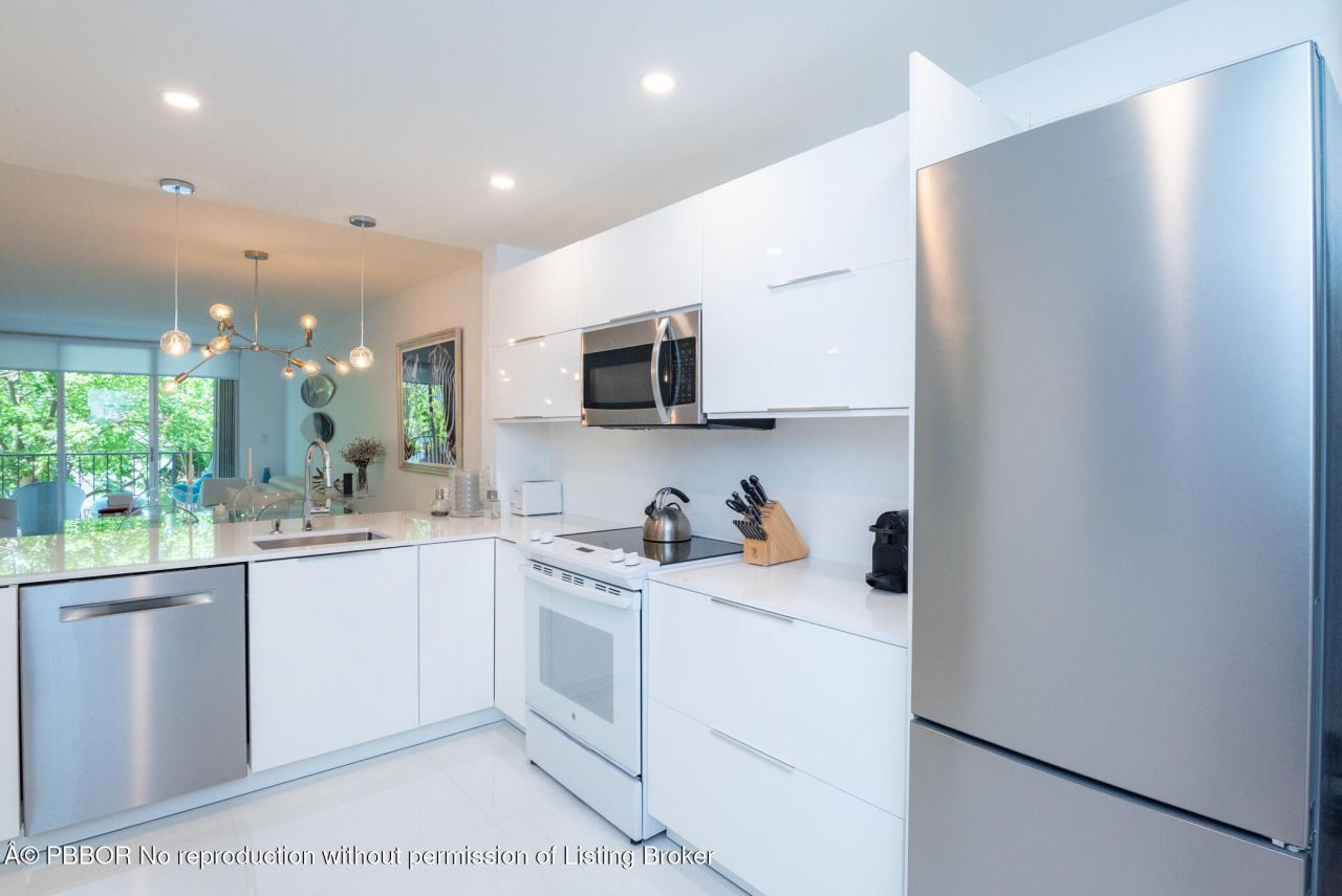 3581 S Ocean Boulevard, Unit 2B, Palm Beach, FL 33480 Photo