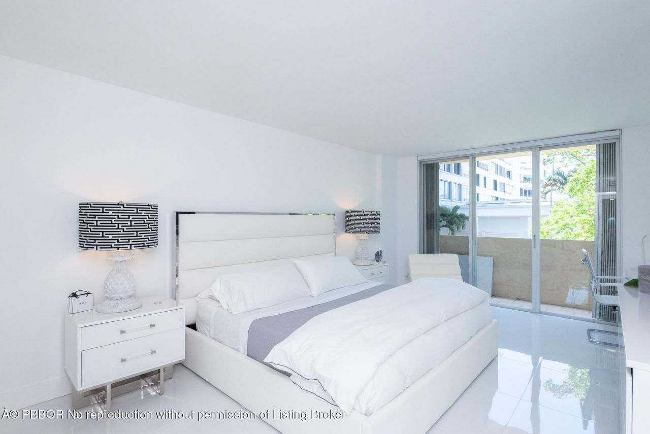 3581 S Ocean Boulevard, Unit 2B, Palm Beach, FL 33480 Photo