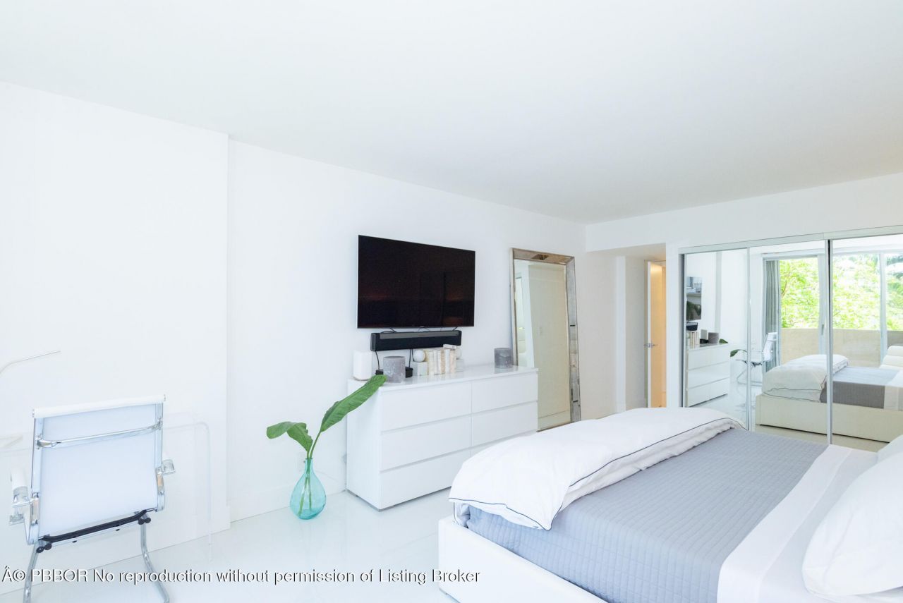 3581 S Ocean Boulevard, Unit 2B, Palm Beach, FL 33480 Photo