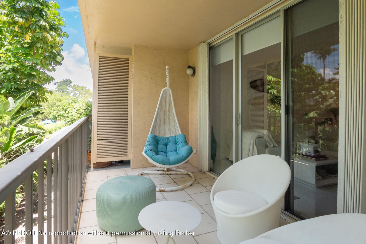 3581 S Ocean Boulevard, Unit 2B, Palm Beach, FL 33480 Photo