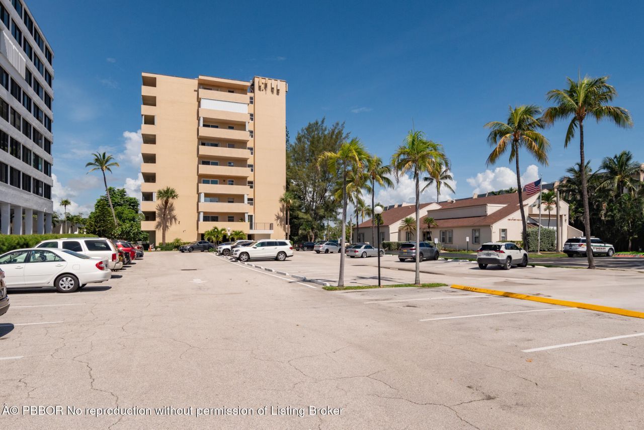 3581 S Ocean Boulevard, Unit 2B, Palm Beach, FL 33480 Photo