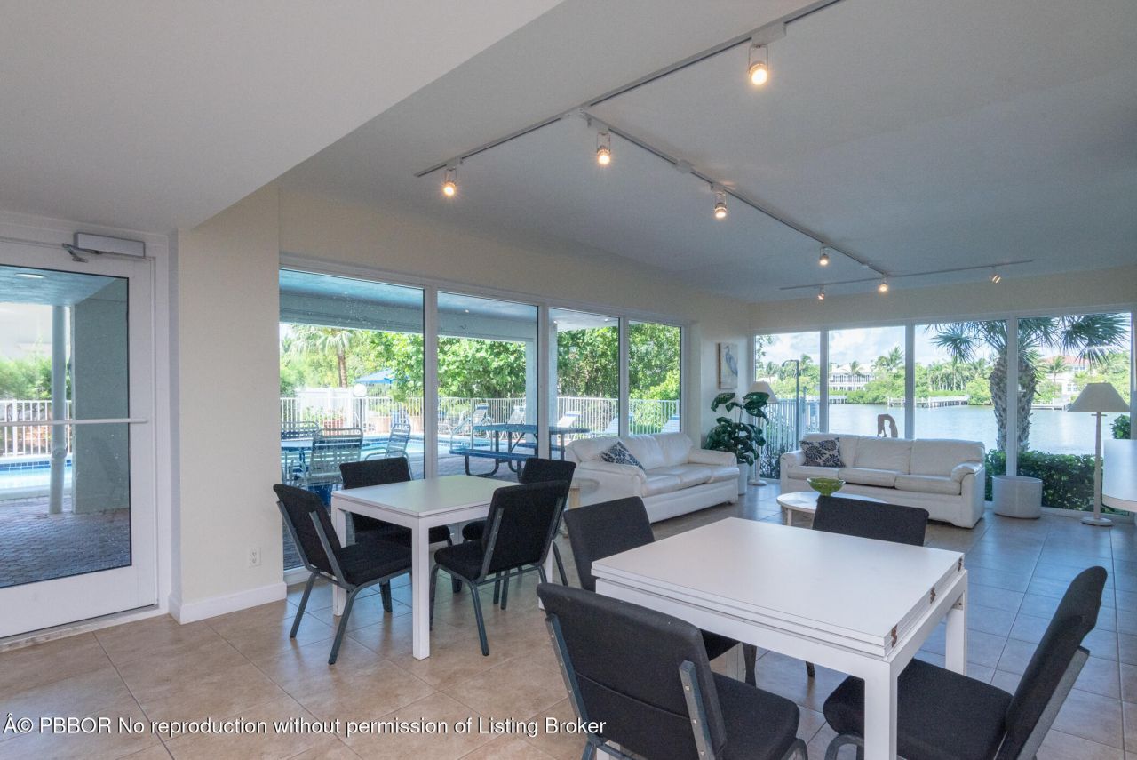 3581 S Ocean Boulevard, Unit 2B, Palm Beach, FL 33480 Photo