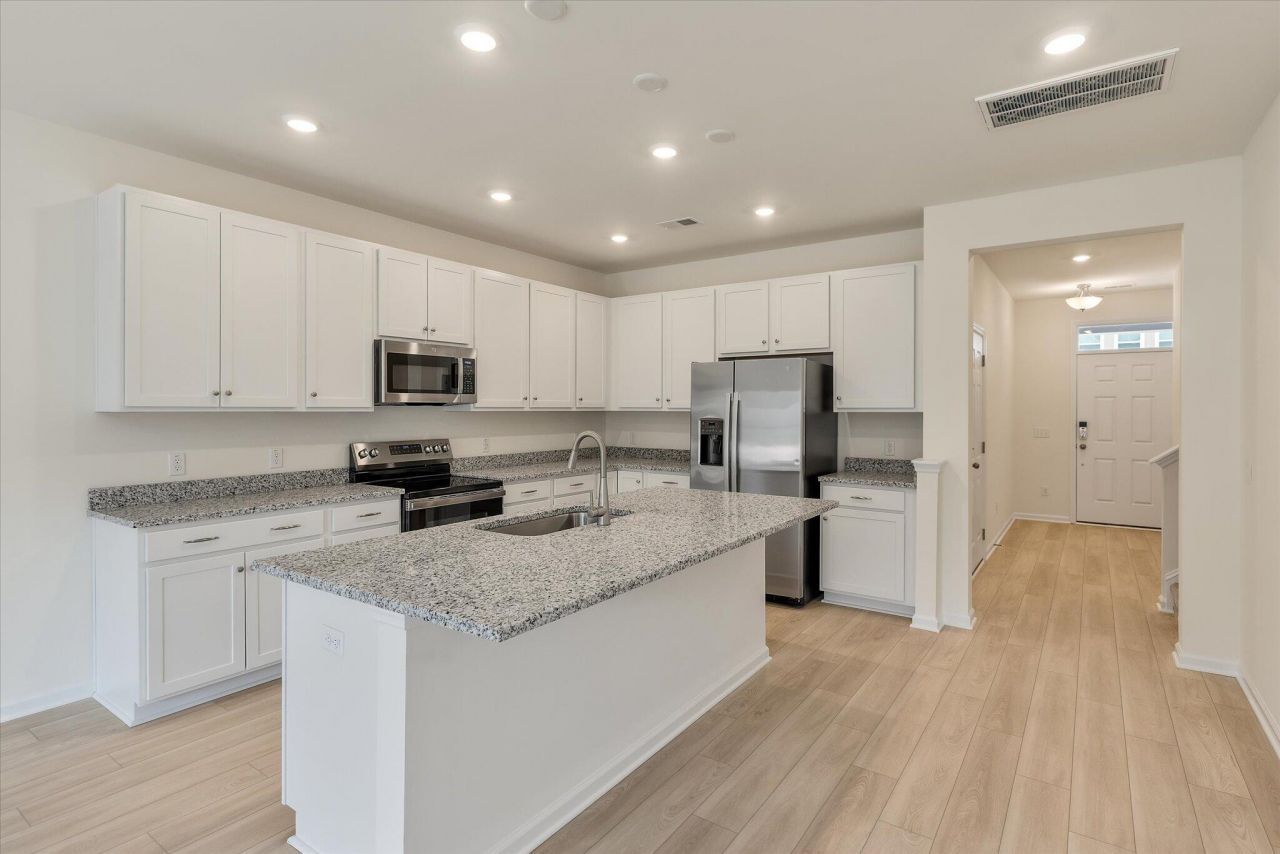 430 Duskywing Drive Photo 9