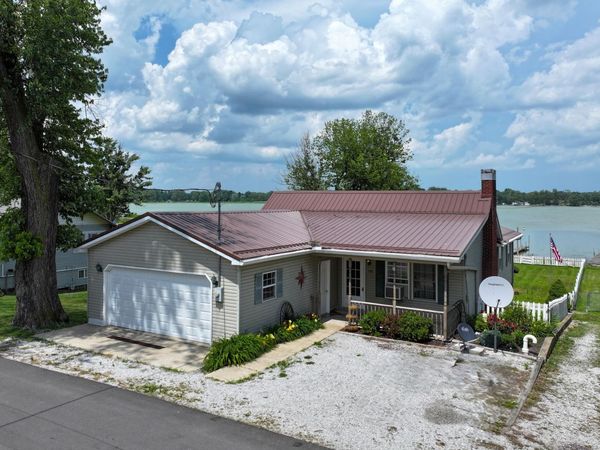 1199 N Main Street, Kewanna, IN 46939