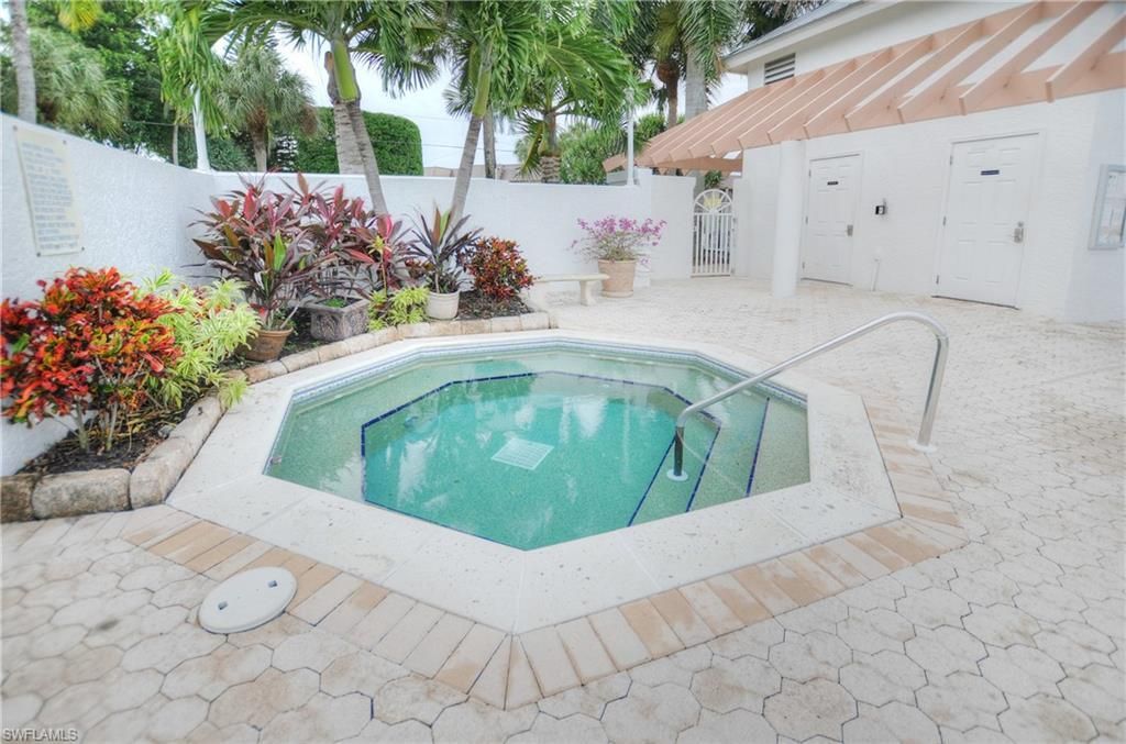 221 Lenell Rd, Unit 1 (5 A ), Fort Myers Beach, FL 33931 Photo