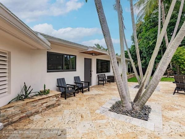 1900 Bayview Drive, Fort Lauderdale, FL 33305