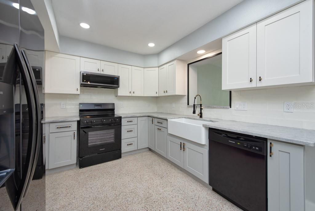 3700 Alabama Avenue Ne, Saint Petersburg, FL 33703 Photo