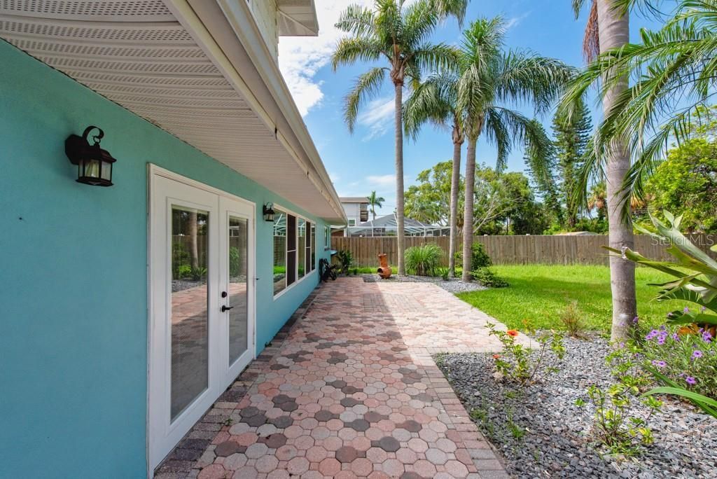 3700 Alabama Avenue Ne, Saint Petersburg, FL 33703 Photo