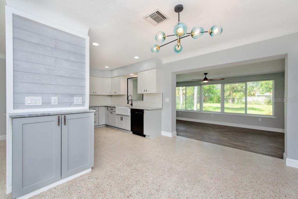 3700 Alabama Avenue Ne, Saint Petersburg, FL 33703 Photo