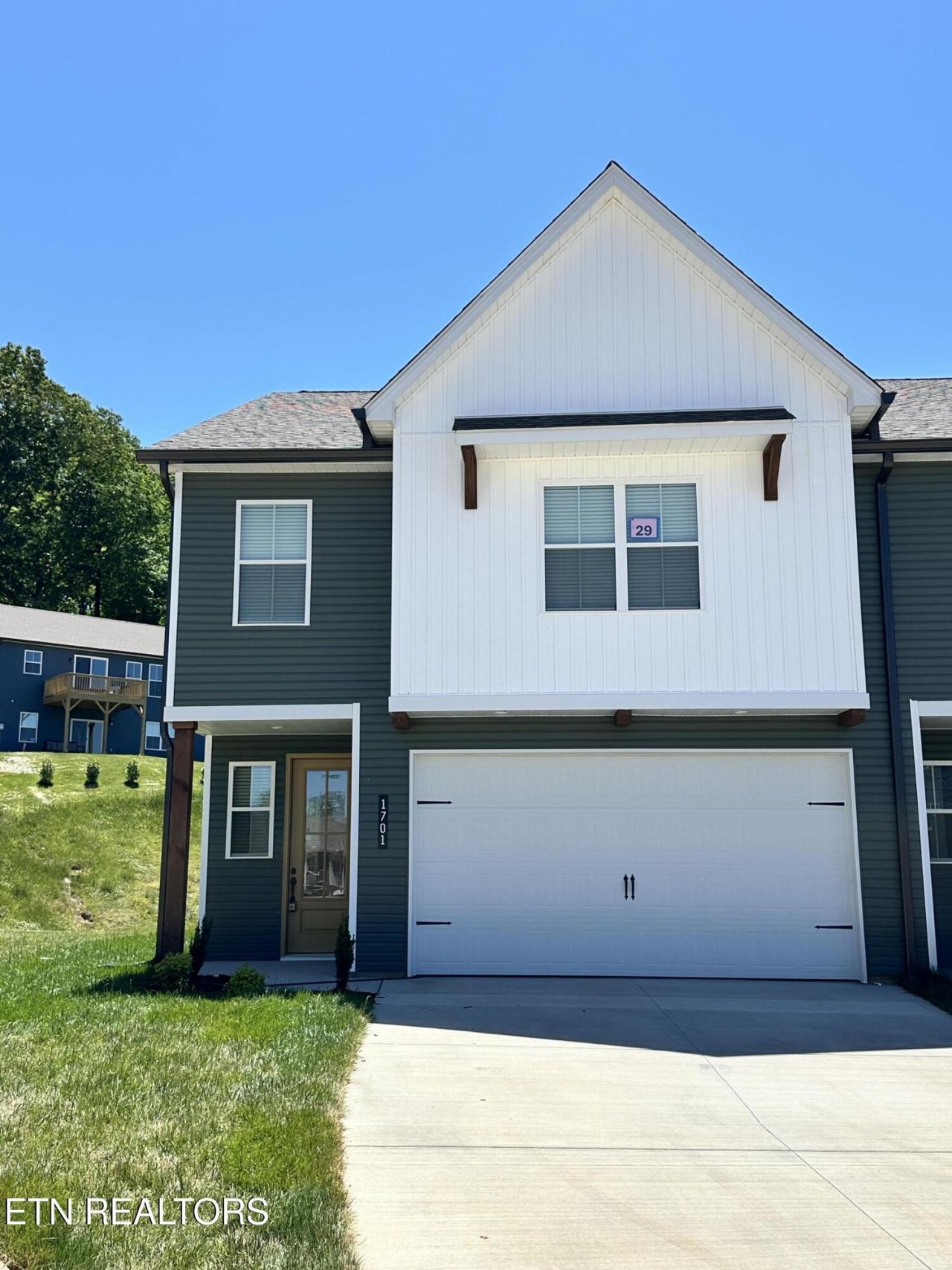 1701 Lateglow Way, Knoxville, TN 37931 Main Photo