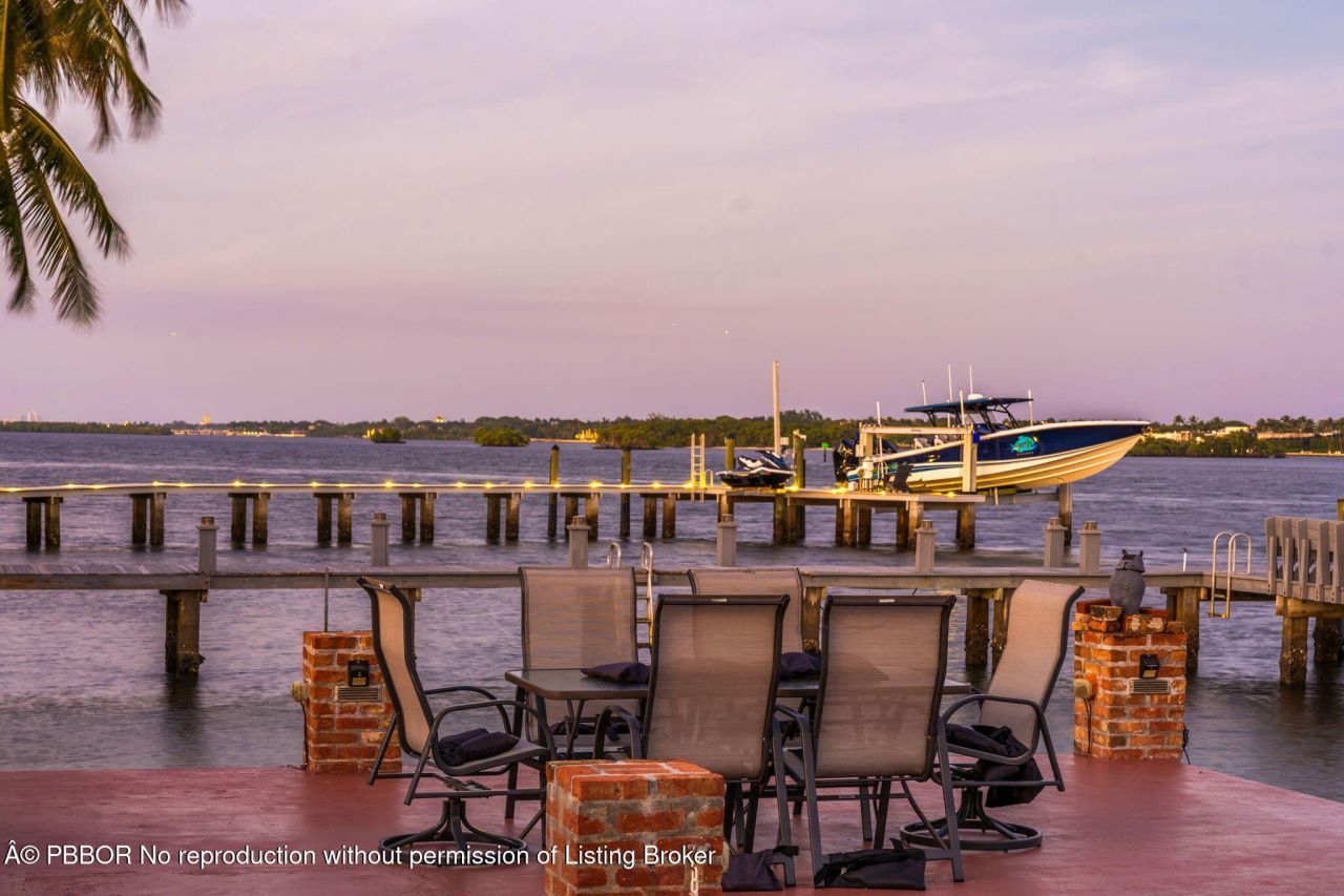 7932 Flagler Court, West Palm Beach, FL 33405 Photo