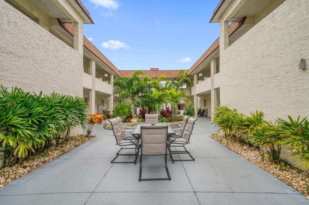 2704 2nd Street, Unit 14, Indian Rocks Beach, FL 33785 Main Photo