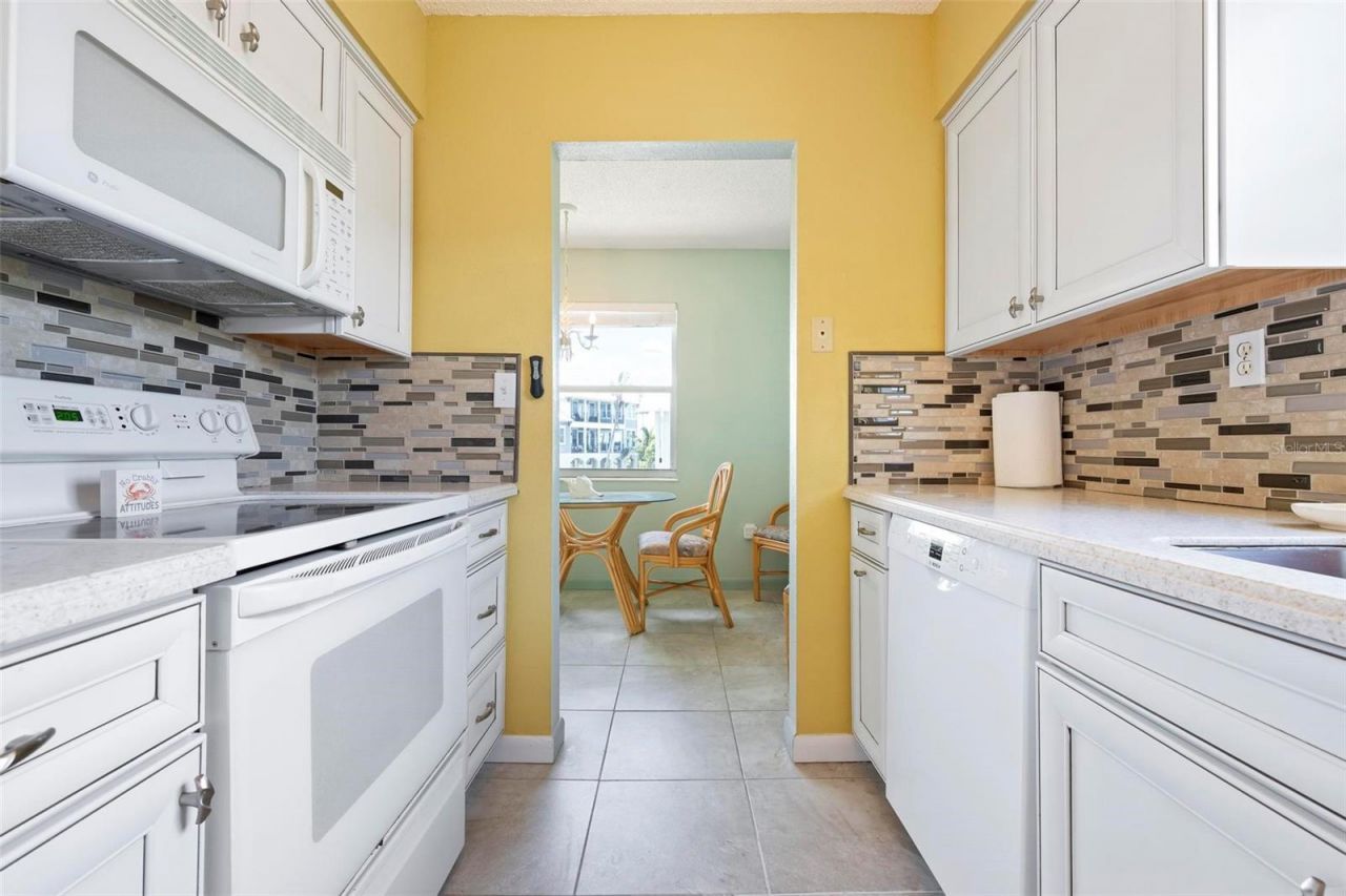 522 Pine Avenue, Unit 7D, Anna Maria, FL 34216 Photo