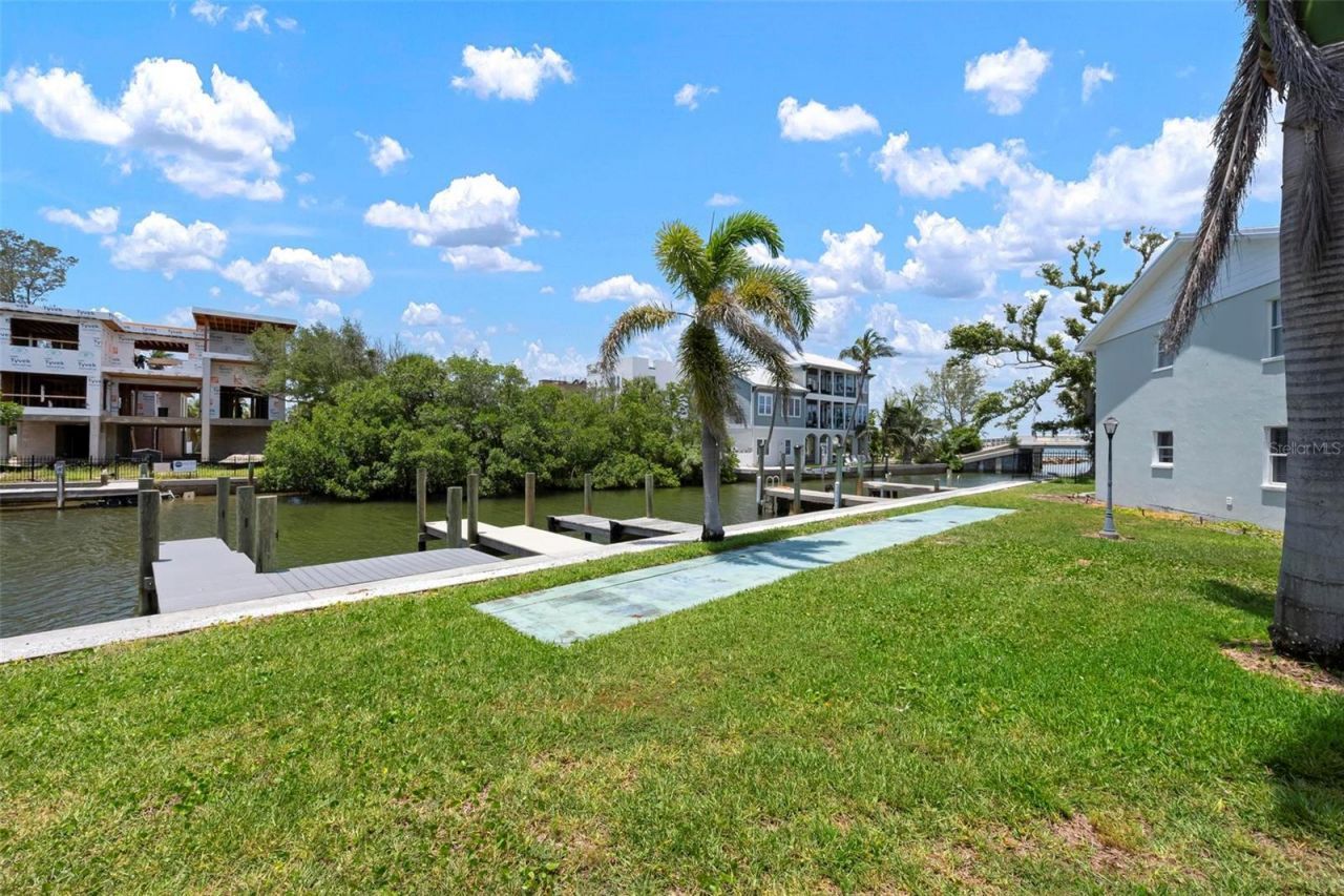 522 Pine Avenue, Unit 7D, Anna Maria, FL 34216 Photo