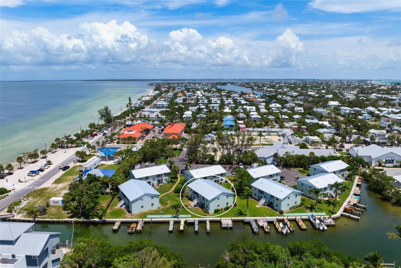 522 Pine Avenue, Unit 7D, Anna Maria, FL 34216 Photo